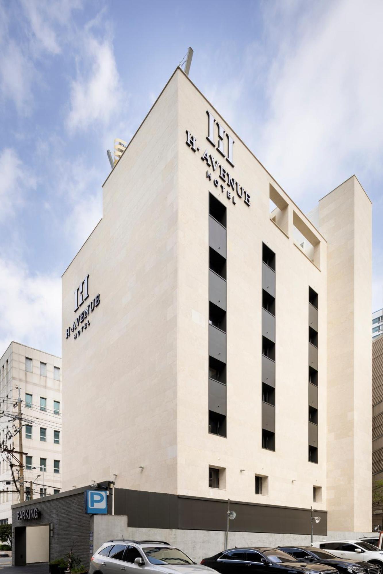 Busan H-Avenue Hotel Seomyeon Station Екстер'єр фото