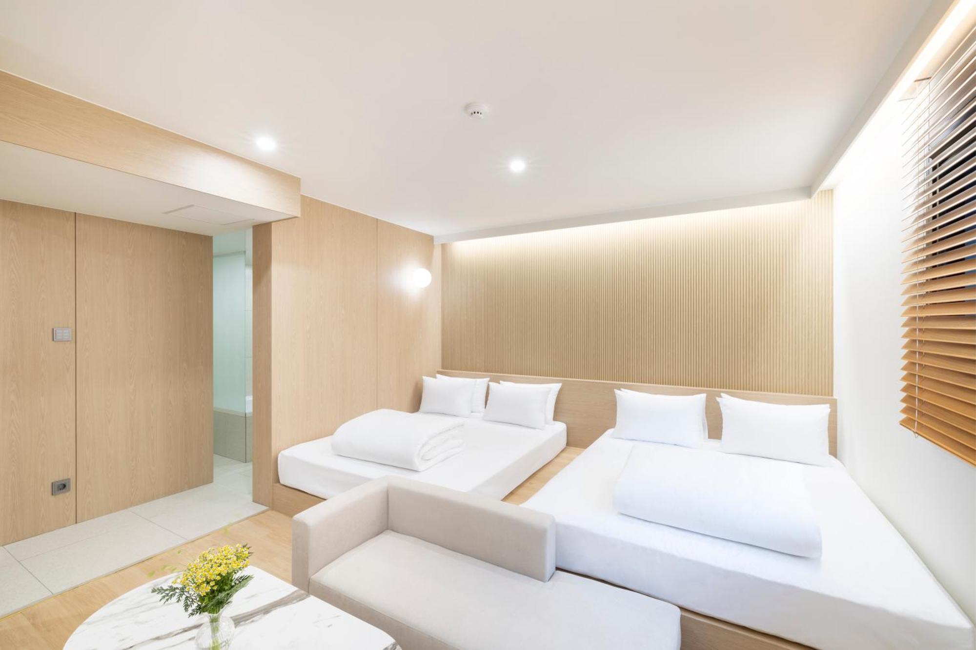 Busan H-Avenue Hotel Seomyeon Station Екстер'єр фото