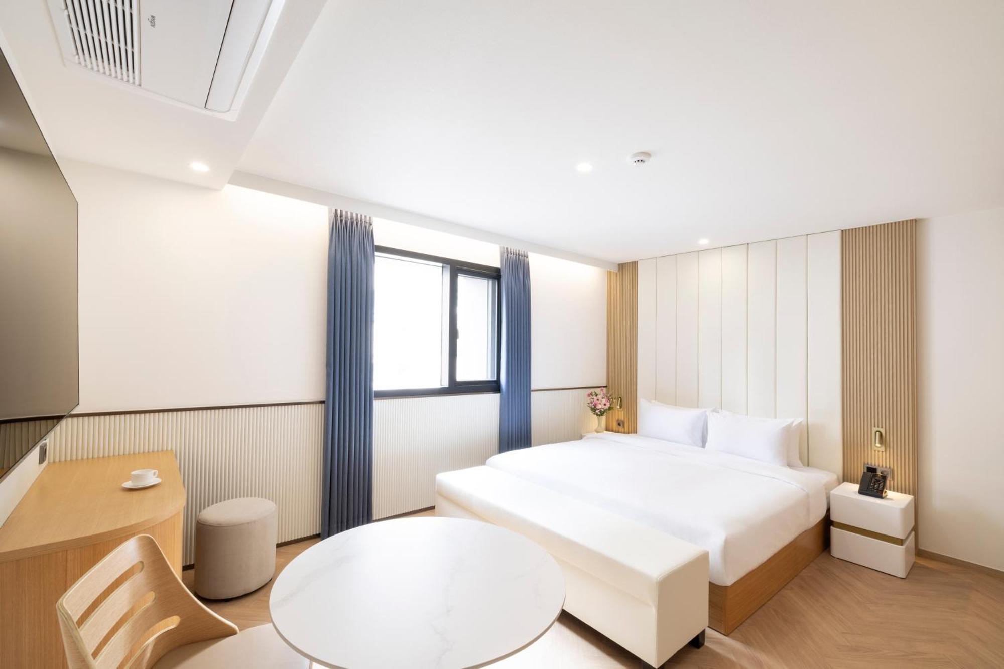 Busan H-Avenue Hotel Seomyeon Station Екстер'єр фото