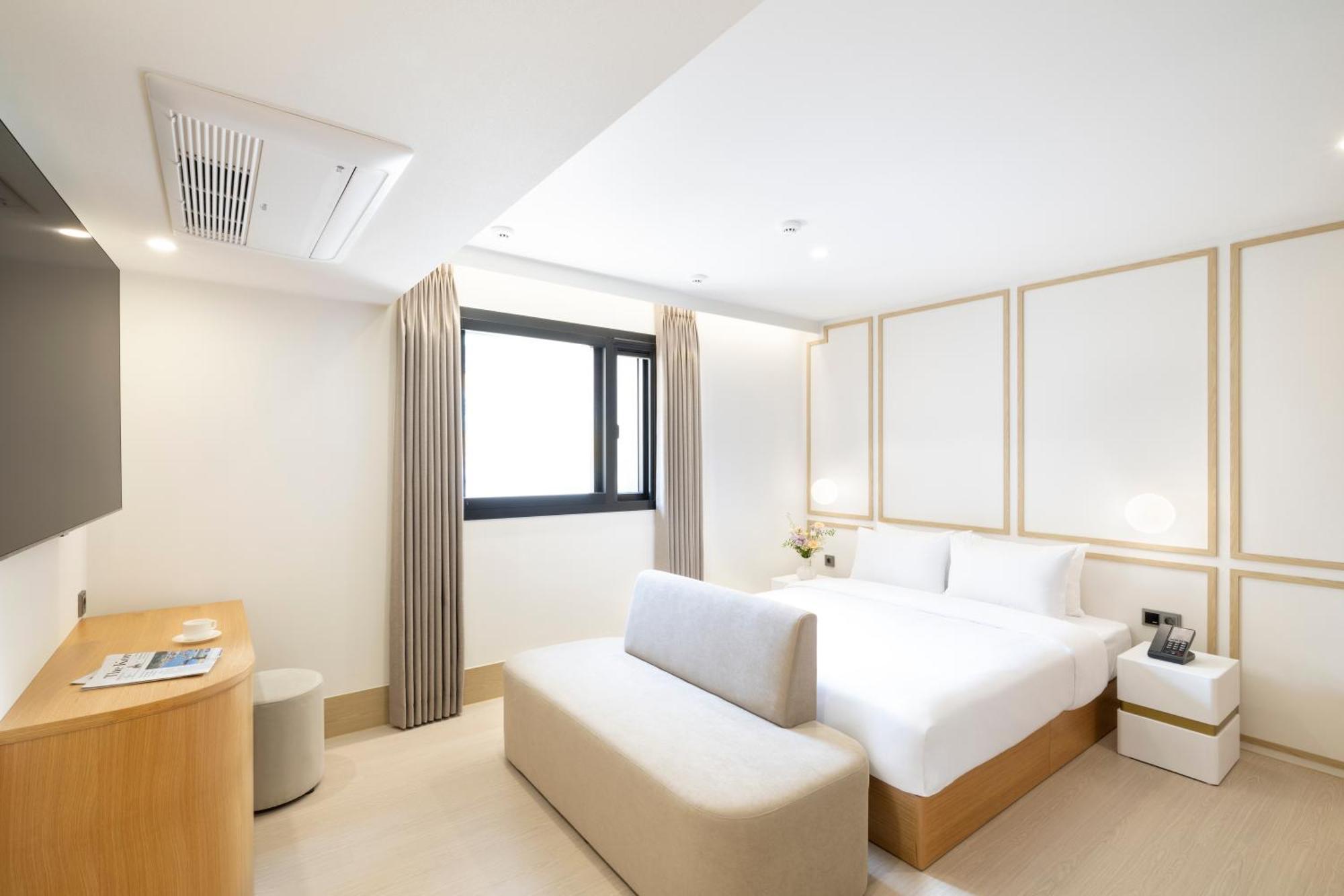 Busan H-Avenue Hotel Seomyeon Station Екстер'єр фото